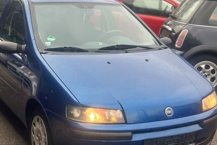Fiat Punto 165.000 km 1.099 &euro; Essen 45326