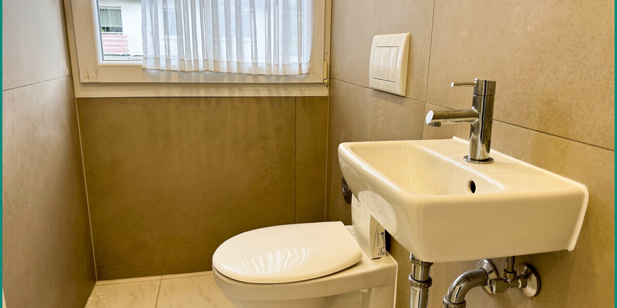 ERSTBEZUG NACH MODERNISIERUNG: HELLE 3-ZIMMER-WOHNUNG IM 2-FAM.-HAUS IN GUTER WOHNLAGE VON RADEVORMWALD - Dachgeschoßwohnung Radevormwald | Angebot:27070197