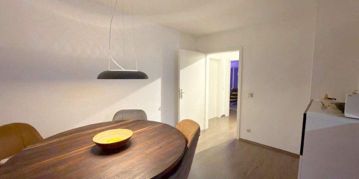 Etagenwohnung Oberhausen Altstadt-Mitte - 3 Zimmer, 113 m&sup2;, 945&euro; | Angebot:25748239
