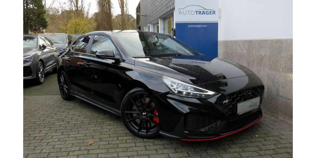 Hyundai i30 52.769 km 30.490 &euro; Wuppertal 42109