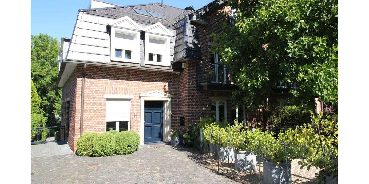 Etagenwohnung mülheim Broich - 2 Zimmer, 100 m&sup2;, 1.300&euro; | Angebot:27203488