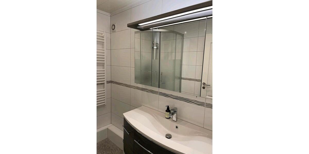 Etagenwohnung Neuss Erfttal - 4 Zimmer, 92 m&sup2;, 1.590&euro; | Angebot:27546712