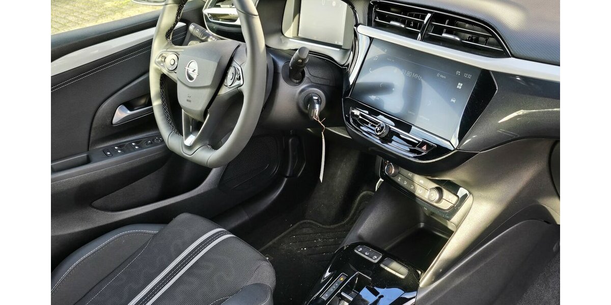 Opel Corsa GS Automatik|Winterpaket|ACC|Kamera 18.726 km 18.850 &euro; Wermelskirchen 42929