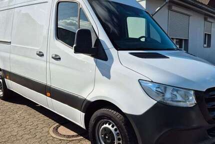 Mercedes-Benz Sprinter 141.000 km 26.990 &euro; Düsseldorf 40591