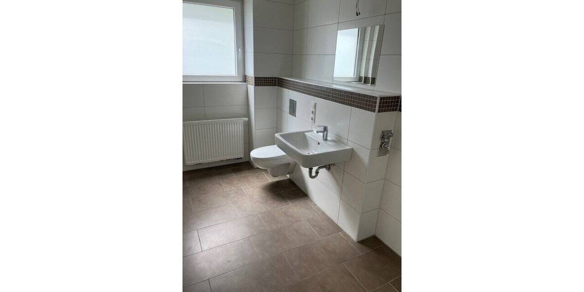 Etagenwohnung Meerbusch Osterath - 4 Zimmer, 122 m&sup2;, 1.229&euro; | Angebot:25742528