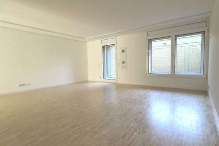 Wohnung Düsseldorf Unterbilk - 3 Zimmer, 108 m&sup2;, 1.700&euro; | Angebot:27213970