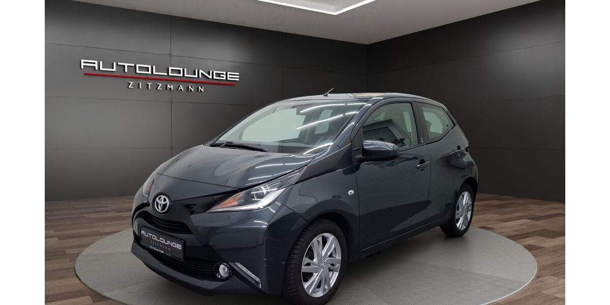 Toyota Aygo (X) 112.590 km 6.200 &euro; Wuppertal 42349