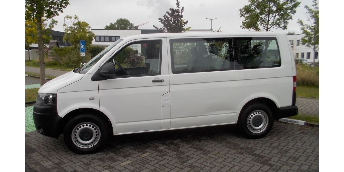 VW T5 Transporter 267.000 km 7.950 &euro; Düsseldorf 40233