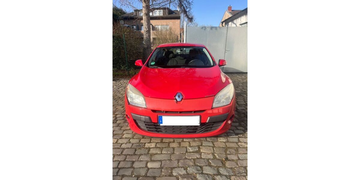 Renault Megane 120.000 km 2.600 &euro; Düsseldorf 40597
