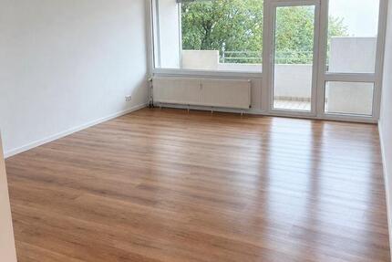 Wohnung Wuppertal Eckbusch - 3 Zimmer, 102 m&sup2;, 1.100&euro; | Angebot:27543350