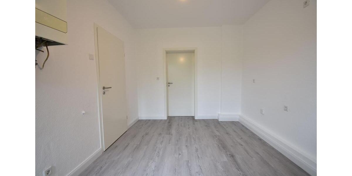 Etagenwohnung Duisburg Mittelmeiderich - 3 Zimmer, 72 m&sup2;, 645&euro; | Angebot:18971901