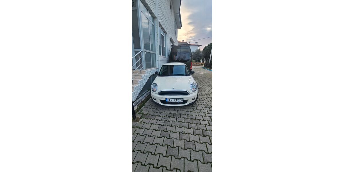 Mini ONE 120.000 km 7.000 &euro; Oberhausen 46045
