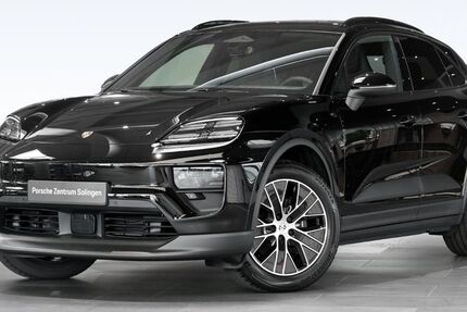 Porsche Macan 9.500 km 86.790 &euro; Solingen 42653