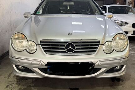 Mercedes-Benz C 180 167.009 km 3.850 &euro; Bochum 44805