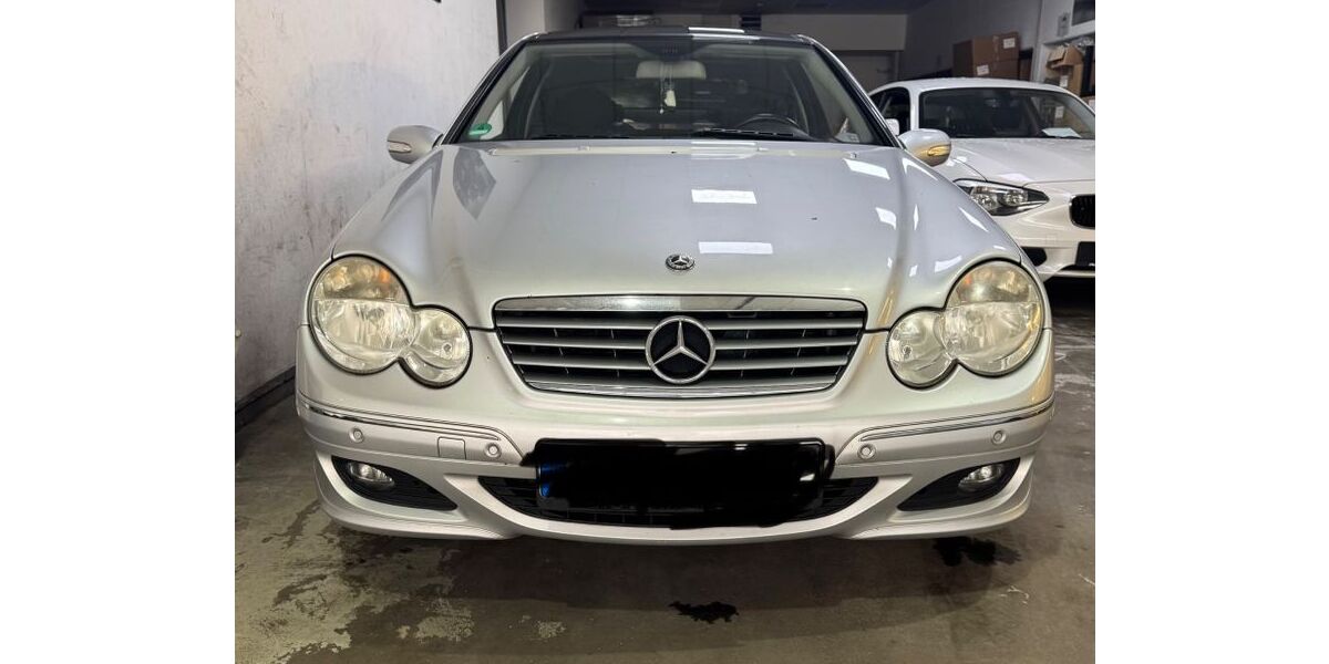 Mercedes-Benz C 180 167.009 km 3.850 &euro; Bochum 44805