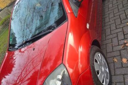 Ford Fiesta 155.000 km 1.799 &euro; Duisburg 47179