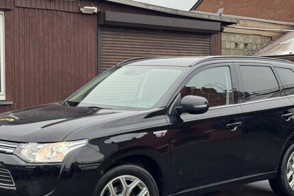 Mitsubishi Outlander 40.000 km 14.900 &euro; Duisburg 47179