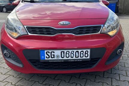 Kia Rio 110.000 km 5.900 &euro; Solingen 42655