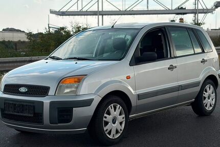 Ford Fusion 120.000 km 2.750 &euro; Duisburg 47138