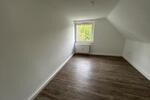 Dachgeschoßwohnung Essen Stadtbezirk VI - 3 Zimmer, 72 m&sup2;, 548&euro; | Angebot:26275256