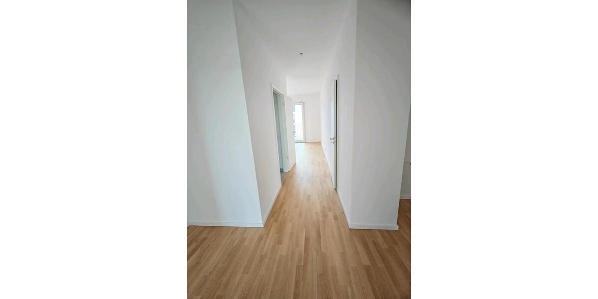 Einfamilienhaus Düsseldorf Heerdt - 3 Zimmer, 74 m&sup2;, 2.225&euro; | Angebot:25312301