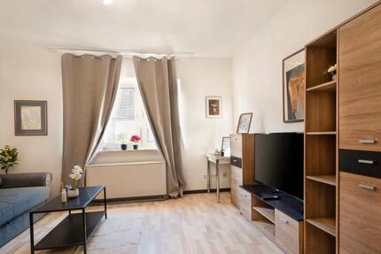 Wohnung Essen Stadtkern - 1.5 Zimmer, 33 m&sup2;, 700&euro; | Angebot:25974610