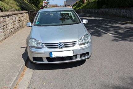 VW Golf 124.950 km 2.200 &euro; Leichlingen 42799