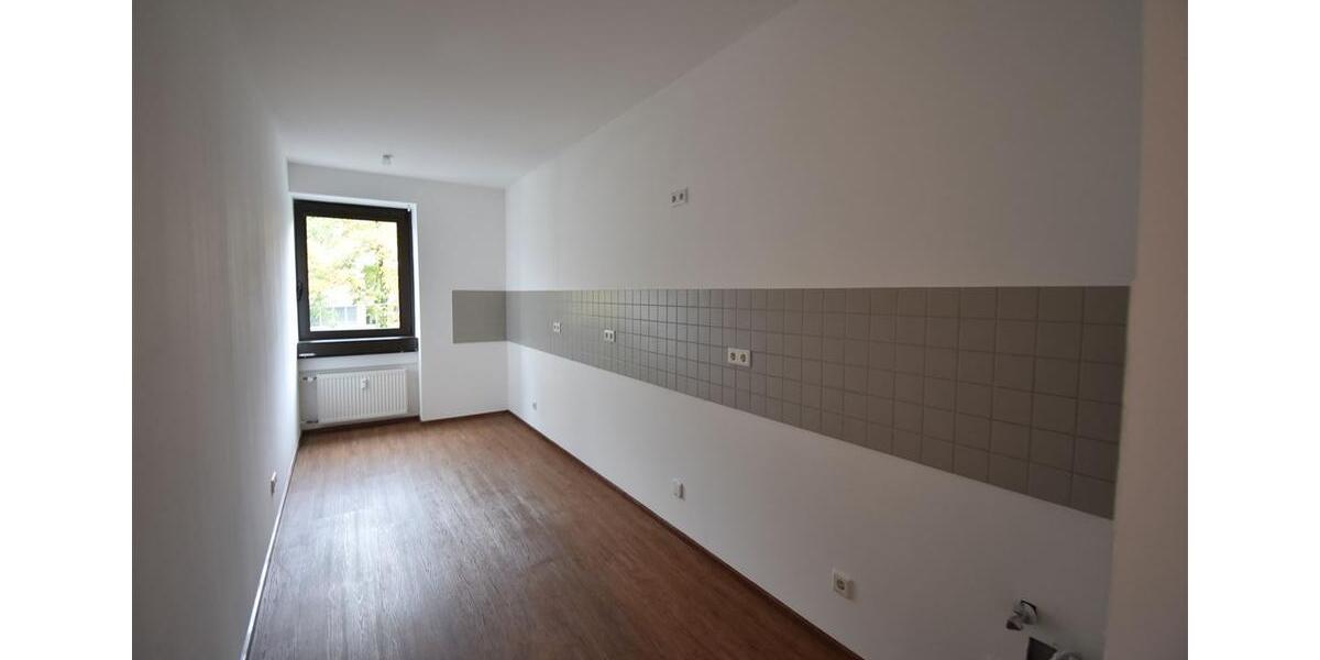 Etagenwohnung Düsseldorf Stadtbezirk 2 - 3 Zimmer, 106 m&sup2;, 1.700&euro; | Angebot:23373800