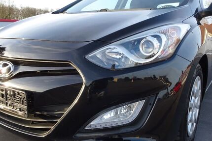 Hyundai i30 103.000 km 6.990 &euro; Solingen 42719
