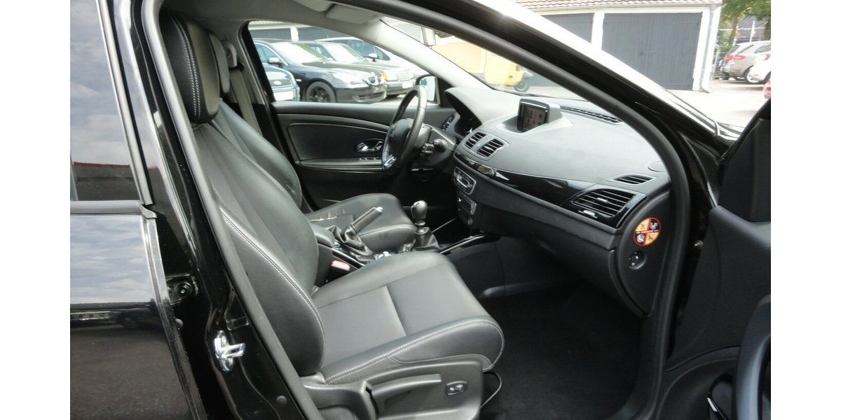 Renault Megane BOSE Edit. Klima.Kette+Reifen+Kuppl.Neu 150.000 km 5.790 &euro; Neuss 41462