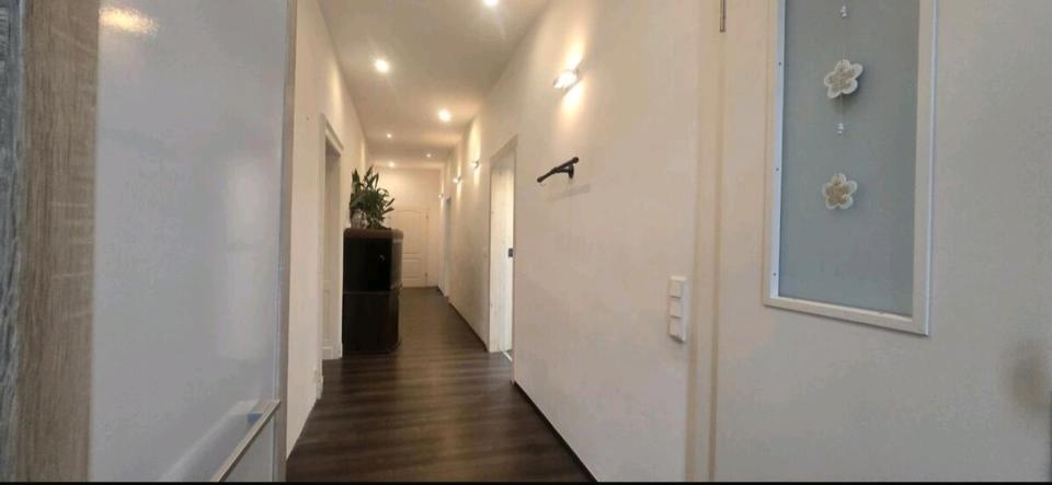 Etagenwohnung Radevormwald - 6 Zimmer, 134 m&sup2;, 225.000&euro; | Angebot:27023131