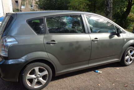 Toyota Corolla Verso 322.000 km 3.500 &euro; Düsseldorf 40211
