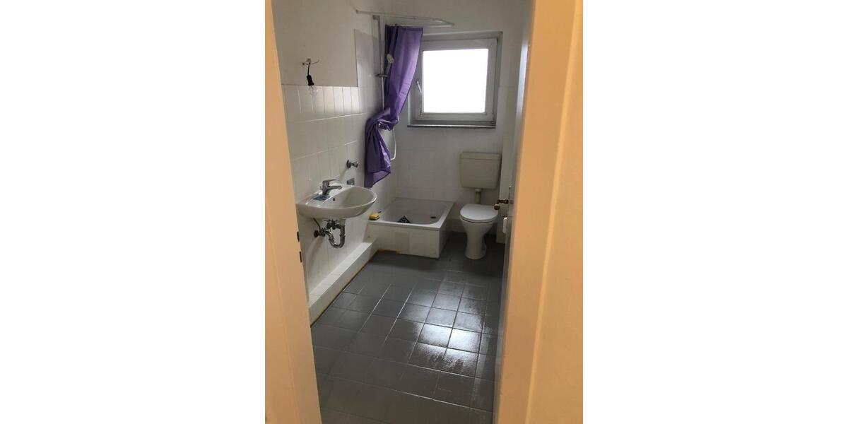 Etagenwohnung Duisburg Hamborn - 2 Zimmer, 51 m&sup2;, 450&euro; | Angebot:23375021