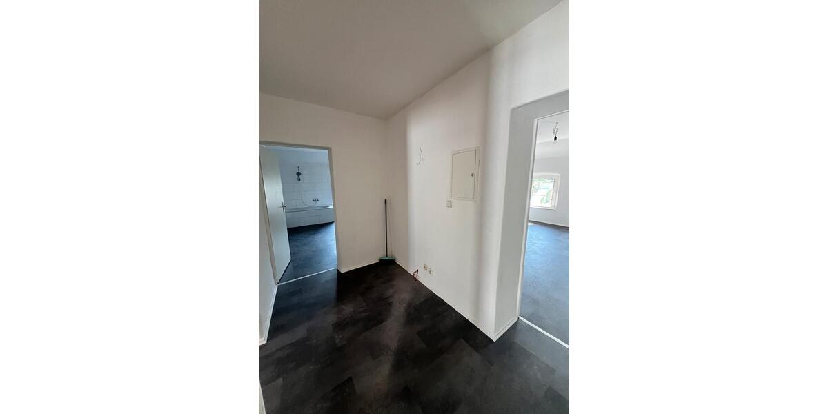 Etagenwohnung Wuppertal Dornap - 3 Zimmer, 100 m&sup2;, 550&euro; | Angebot:27550978