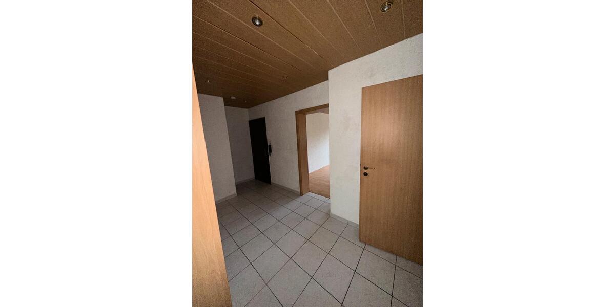 Etagenwohnung Duisburg Mittelmeiderich - 2.5 Zimmer, 70 m&sup2;, 119.500&euro; | Angebot:25995482