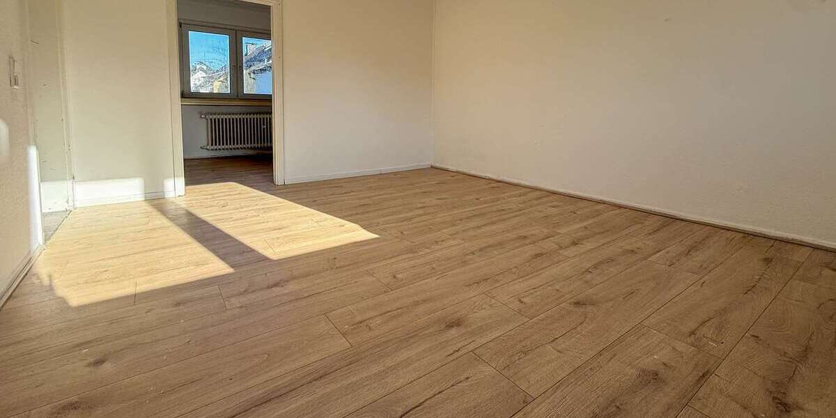 Etagenwohnung Velbert - 3 Zimmer, 72 m&sup2;, 600&euro; | Angebot:26763393