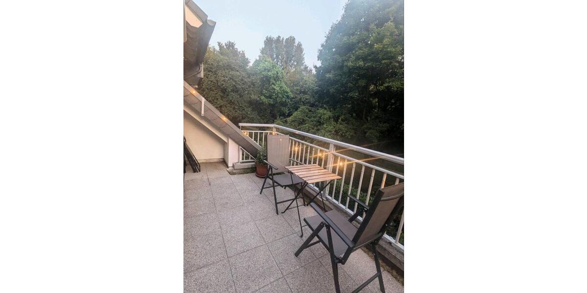 Etagenwohnung Düsseldorf Stadtbezirk 9 - 2 Zimmer, 67 m&sup2;, 1.250&euro; | Angebot:25922799