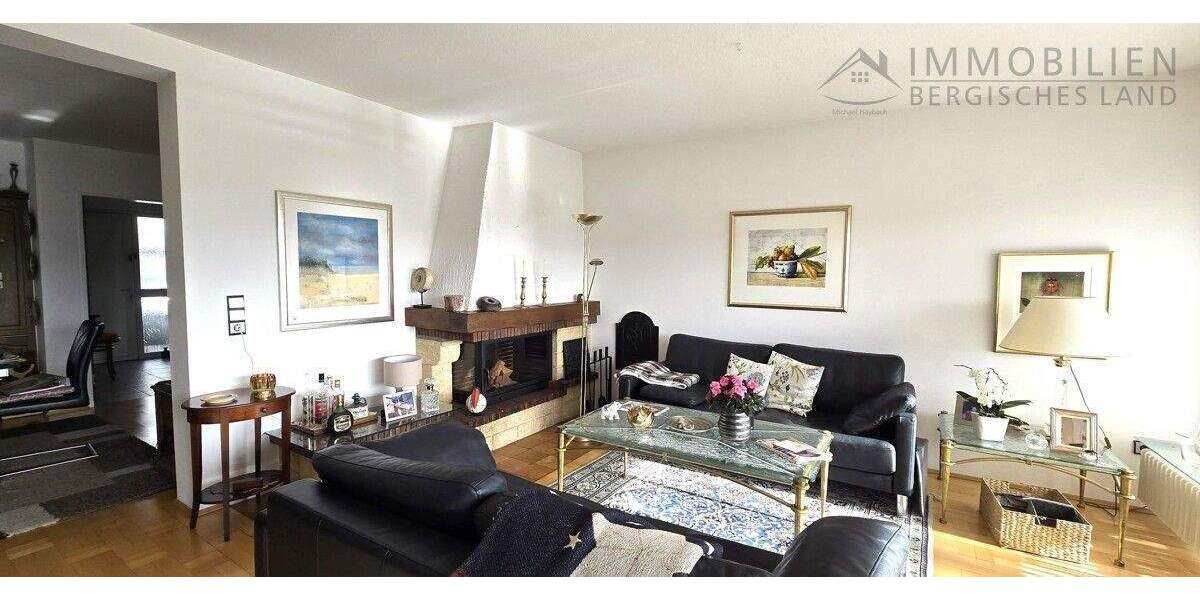 Reihenendhaus Hückeswagen Wiehagen - 5 Zimmer, 156 m&sup2;, 329.000&euro; | Angebot:25675575