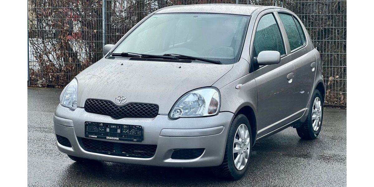 Toyota Yaris 202.121 km 2.999 &euro; Wuppertal 42389