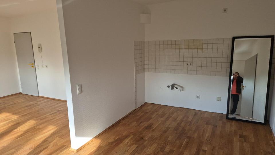 Etagenwohnung Wuppertal Gemarkung Ronsdorf - 1 Zimmer, 50 m&sup2;, 402&euro; | Angebot:25562419