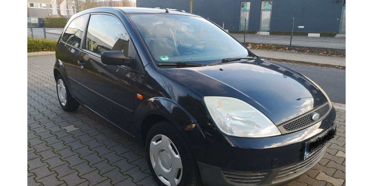 Ford Fiesta 124.000 km 1.900 &euro; Düsseldorf 40474