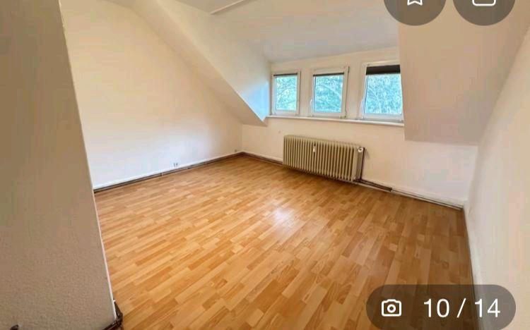 Dachgeschoßwohnung Wuppertal Arrenberg - 4 Zimmer, 118 m&sup2;, 1.200&euro; | Angebot:27566393