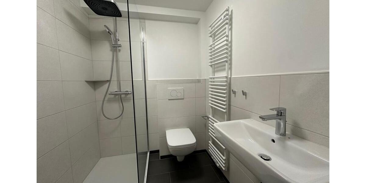 Etagenwohnung Düsseldorf Heerdt - 3 Zimmer, 70 m&sup2;, 1.200&euro; | Angebot:27577143