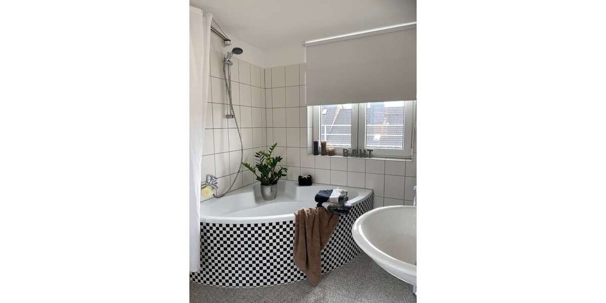 Etagenwohnung Düsseldorf Oberbilk - 2 Zimmer, 52 m&sup2;, 239.000&euro; | Angebot:27143288