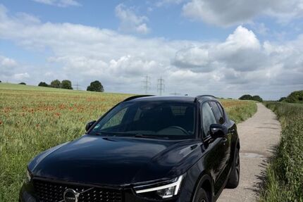 Volvo XC40 61.500 km 32.400 &euro; Essen 45276