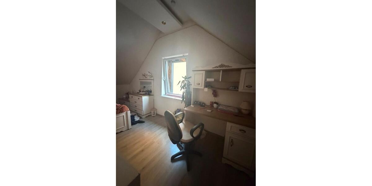 Erdgeschoßwohnung Duisburg Ruhrort - 3 Zimmer, 84 m&sup2;, 650&euro; | Angebot:27582526