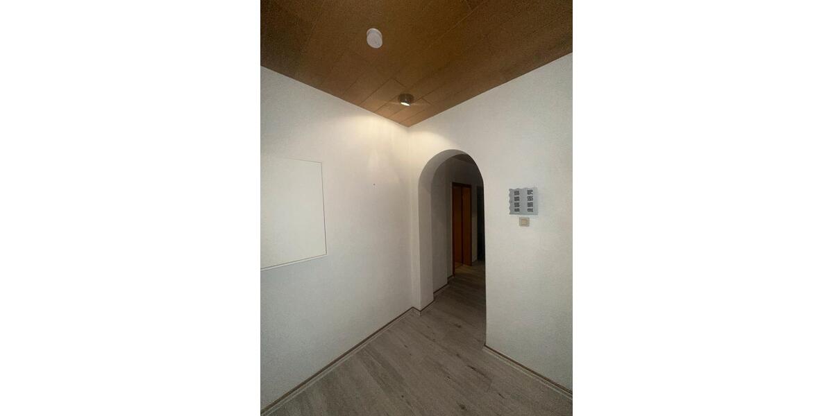 Etagenwohnung Duisburg Mittelmeiderich - 2.5 Zimmer, 70 m&sup2;, 850&euro; | Angebot:24862615