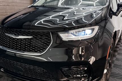 Chrysler Pacifica 19.500 km 37.490 &euro; Bochum 44809