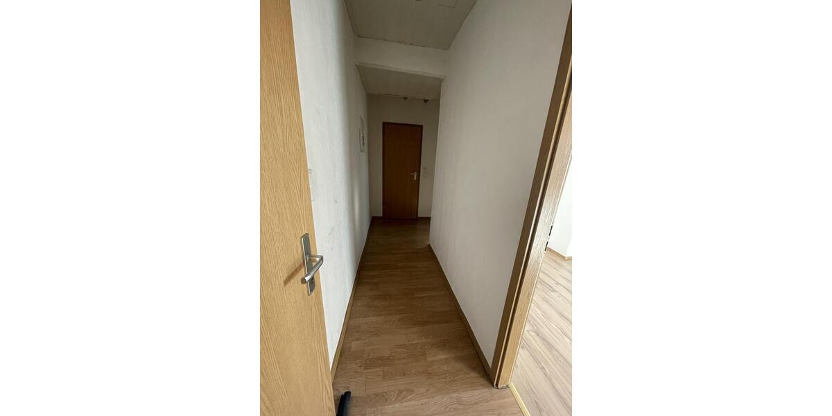 Dachgeschoßwohnung Herne - 9 Zimmer, 180 m&sup2;, 1.530&euro; | Angebot:26126992