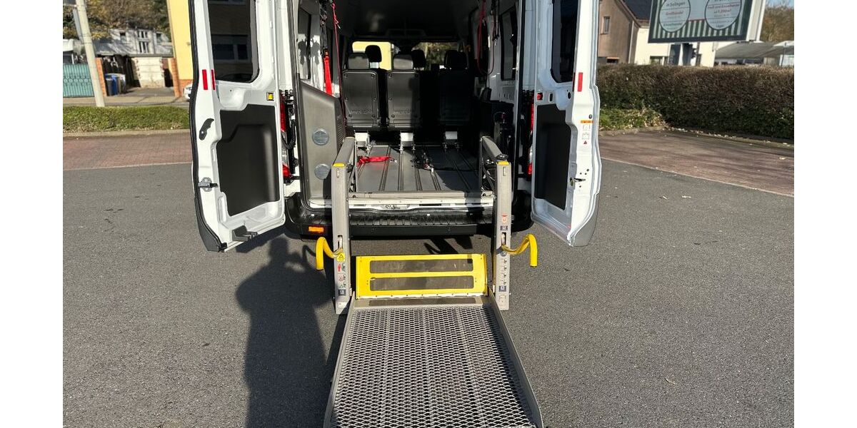 Ford Transit 181.900 km 23.788 &euro; Solingen 42697